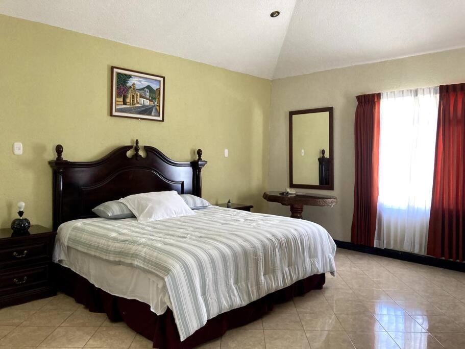 Spacious Family House Quetzaltenango ภายนอก รูปภาพ